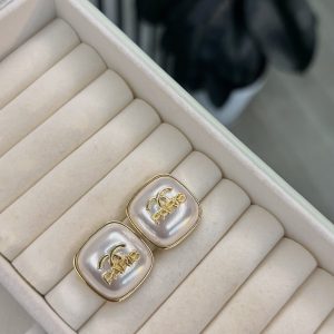 گوشواره پاریس